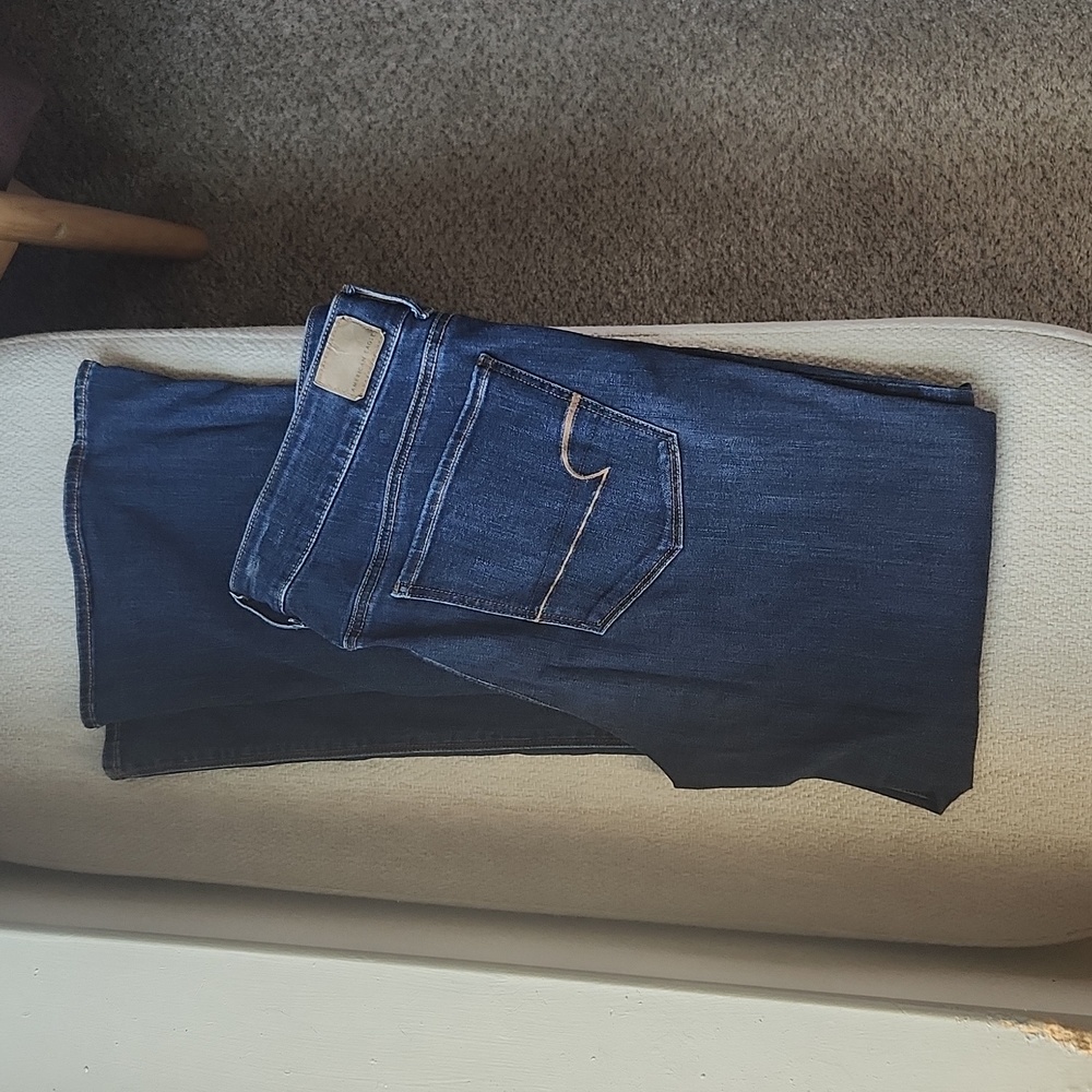 High-rise American Eagle Jeans
